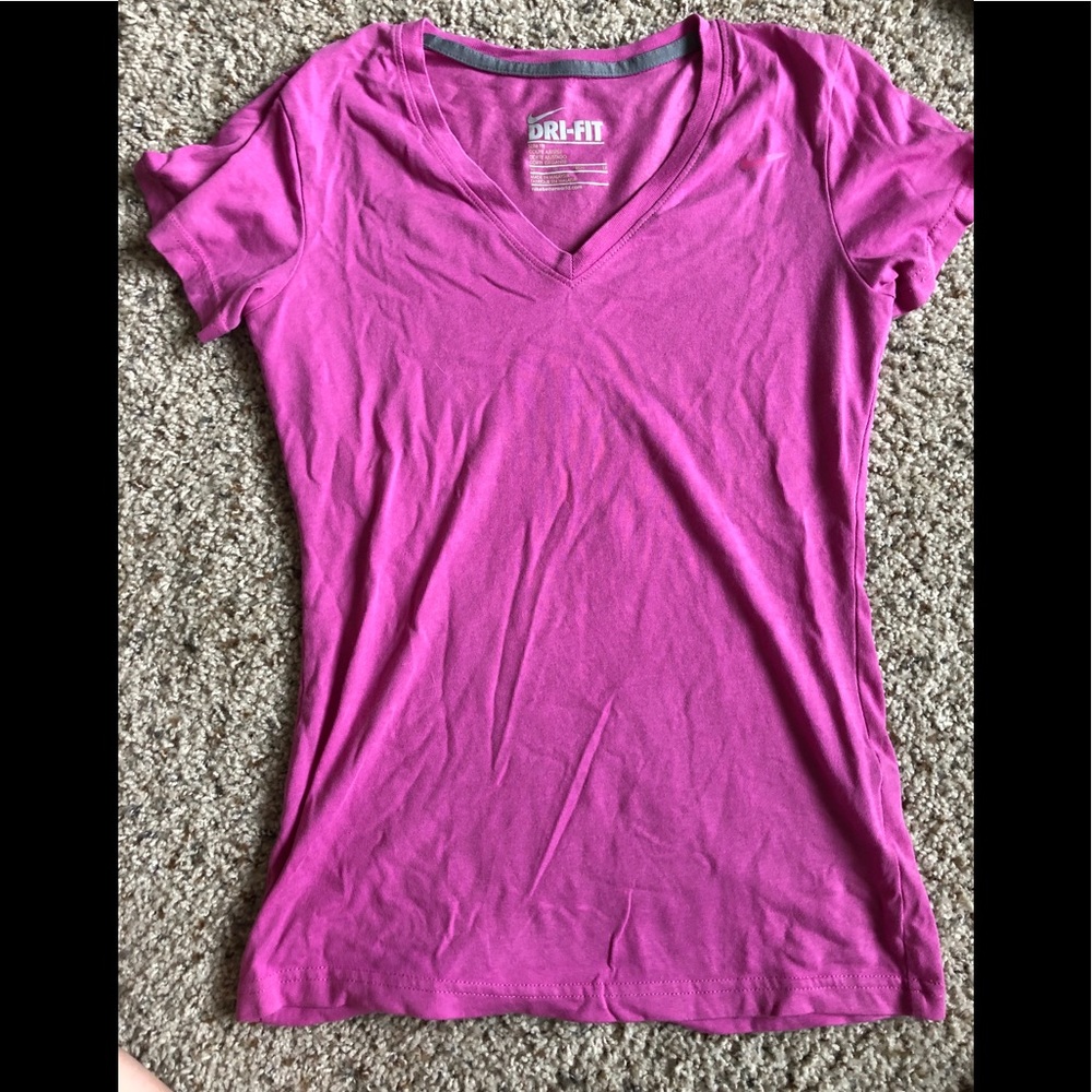 Nike dry fit slim fit top